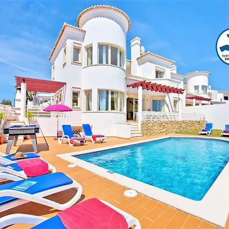 Villa In Gale Near Stunning Beaches Vila